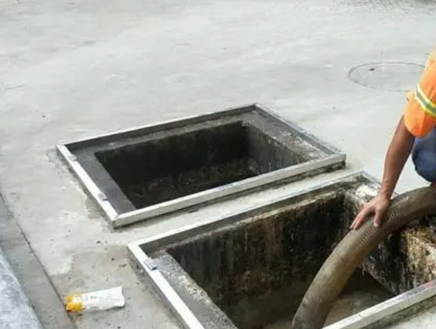 南长化粪池清理