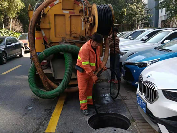 南长排污管道清淤